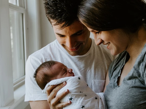 全能辣妈plus|为何宝妈在生娃后,对“亲热”方面越来越冷淡?这3点宝爸要努力