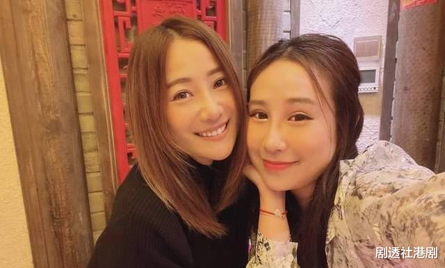 二胎|恭喜!35岁香港著名歌手宣布二胎产女,嫁科学家丈夫两年抱俩