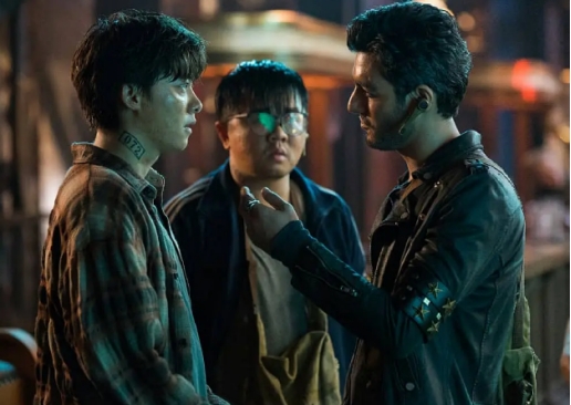 范上官|李易峰被发小骗走一套房，被逼参加一场毫无人性的赌局