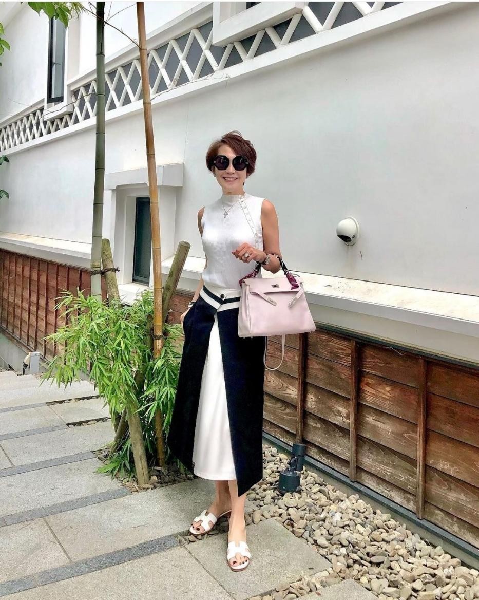 猫姐品衣有道|跟着日本主妇学中年穿搭，4个特点12套搭配，秋季出街告别路人感