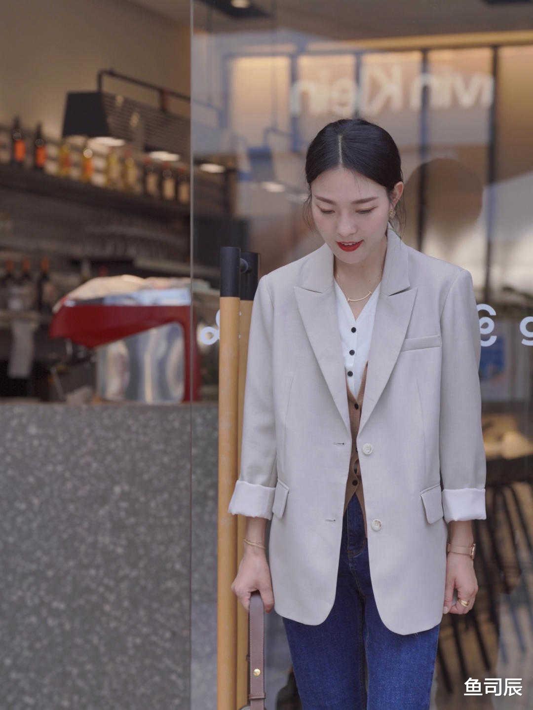 鱼司辰|针织衫有多耐看？几套活力满满的示范穿搭送你，漂亮大气