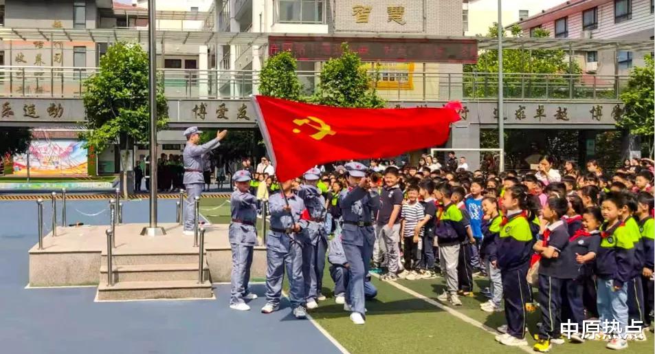 中原热点 《长征》不是电影这么简单