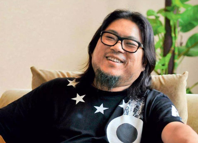 高晓松|深度解析高晓松事件，从明星到公敌，拿绿卡的他到底经历了什么？