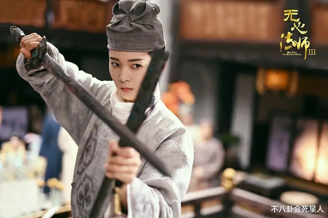 赵丽颖|9位男女明星的惊艳反串，女帅男美，有人靠其一战封神