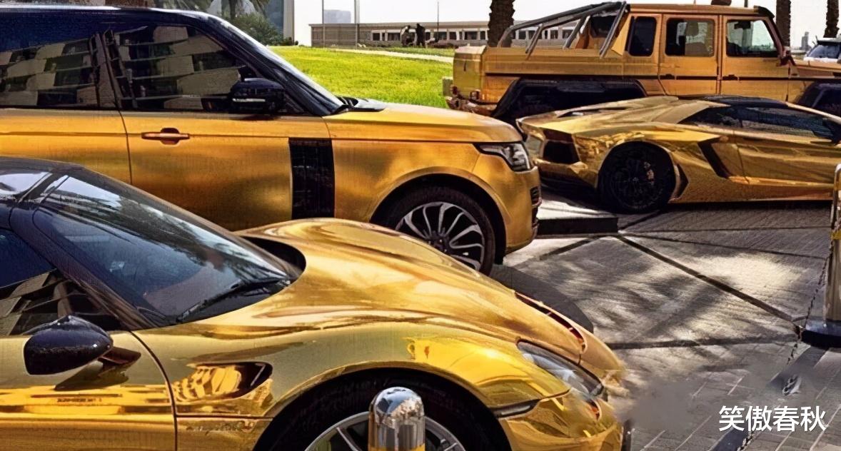 笑傲春秋 她17岁头顶黄金王冠，戴22个金镯嫁文莱王储，生4子被宠出幸福肥