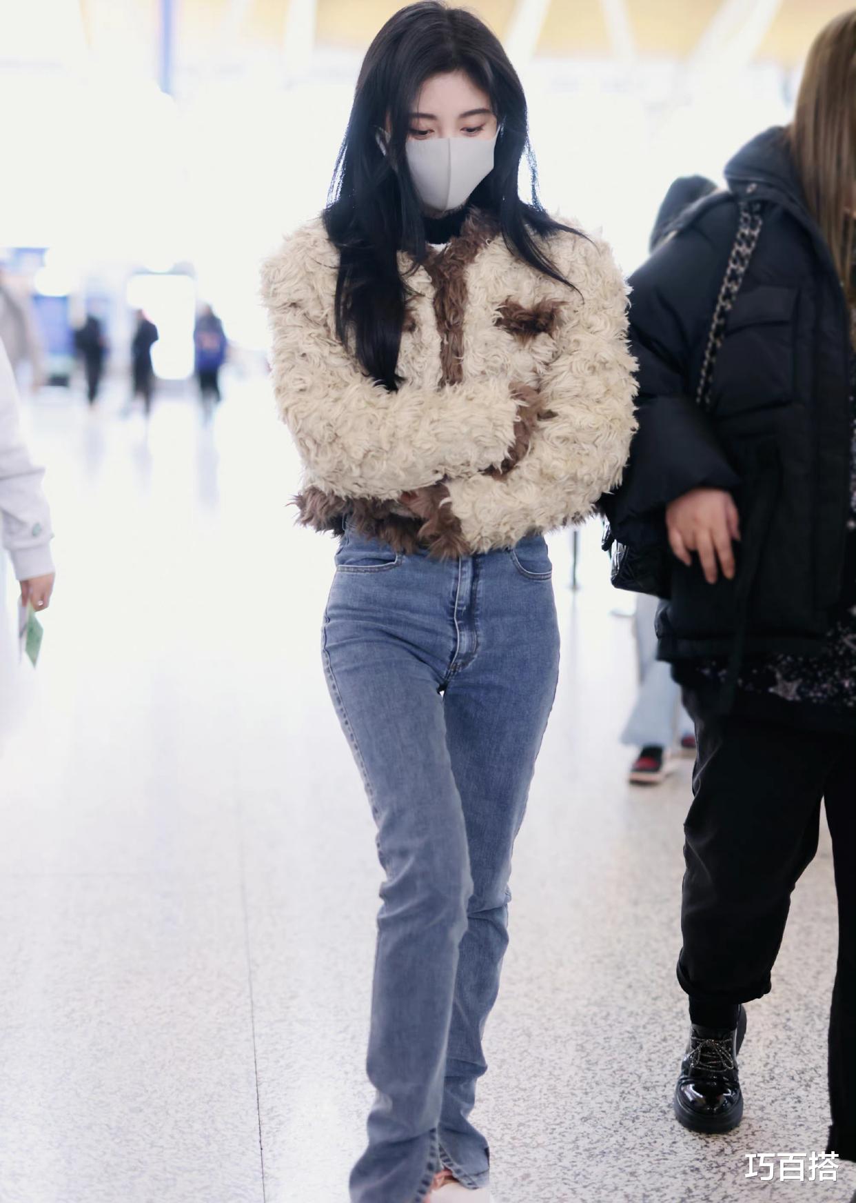 穿衣搭配|鞠婧祎机场上演“穿搭艺术”，私服又美又高级，简直太上头了