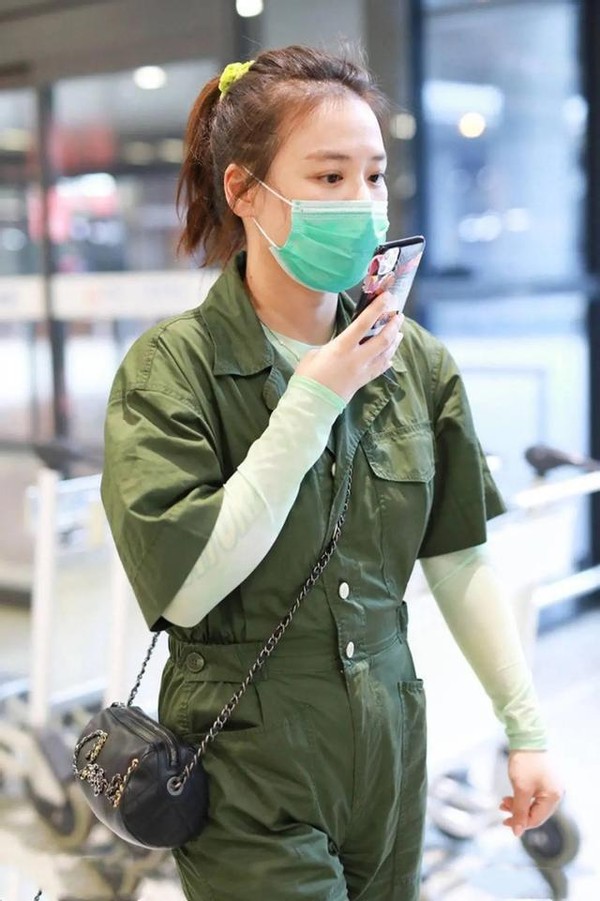 马思纯|金马影后马思纯彻底翻车！都快胖到200斤了，穿超大码西装变大妈