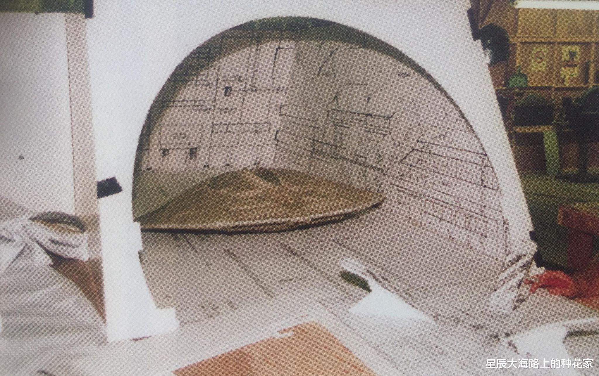 爱因斯坦 爱因斯坦见证了罗斯威尔事件？助理称一起参与调查：外星人还活着