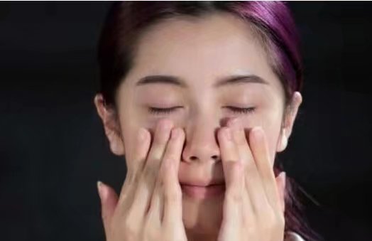 饮食|女人再忙也别忘，出门尽量化“淡妆”，教你正确顺序，精致且好学