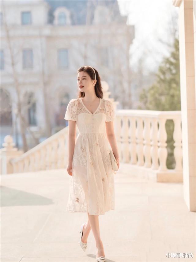 小喵聊时尚|跟风瞎买的“简约款”，浪费钱不说，还拖累你的个人风格，你是吗