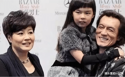 哈文|李咏去世3年后, 父母至今不去扫墓, 妻子哈文官宣获祝福