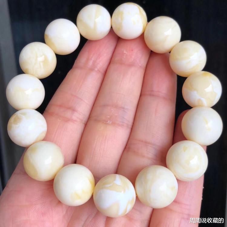 白蜜蜡|有人说白色蜜蜡氧化之后也是黄色，为什么还有人买白色蜜蜡呢？