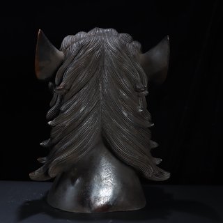 |明宣德，铜胎兽耳狮钮三足炉