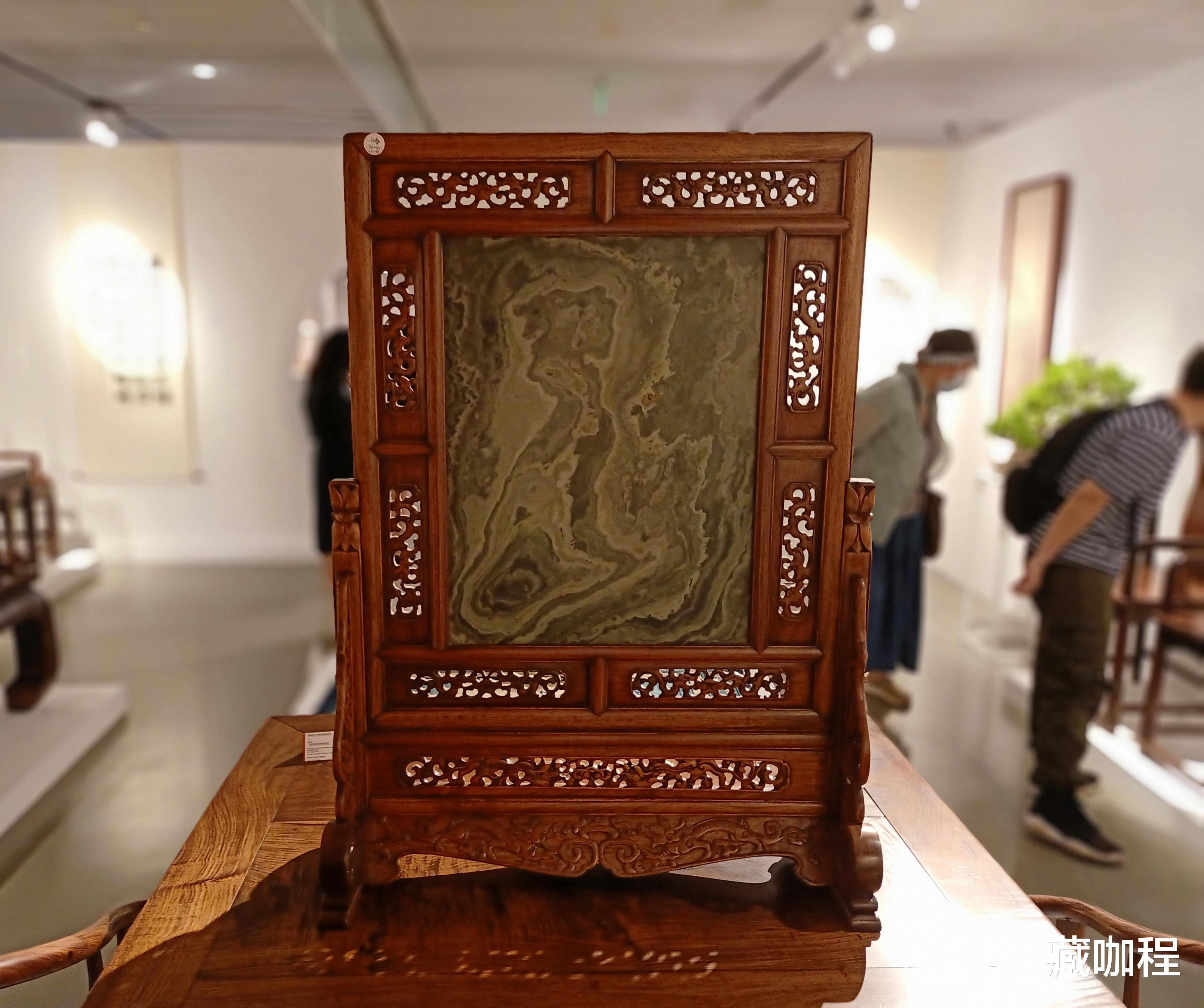 |从实用器到装饰品，黄花梨座屏风简繁皆宜