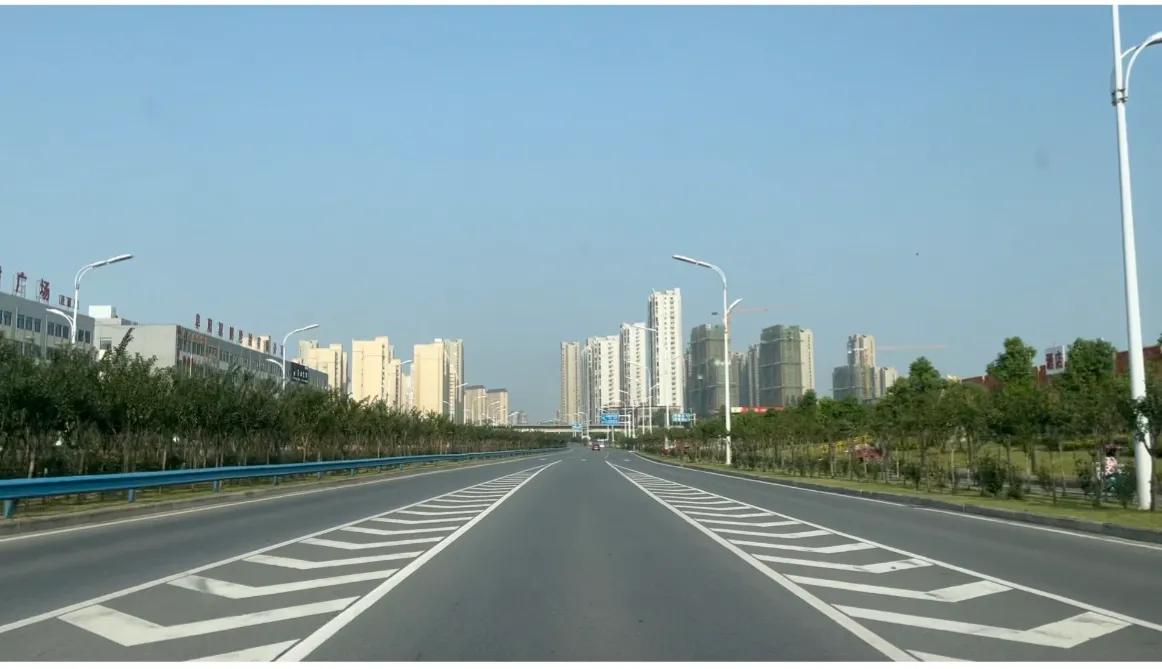 阜阳|我们更向往哪里？城市还是农村？房产哪里更有前途？