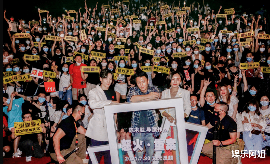 谢霆锋|40岁谢霆锋在美颜滤镜下有多违和？看完生图下的颜值，顿时懂了