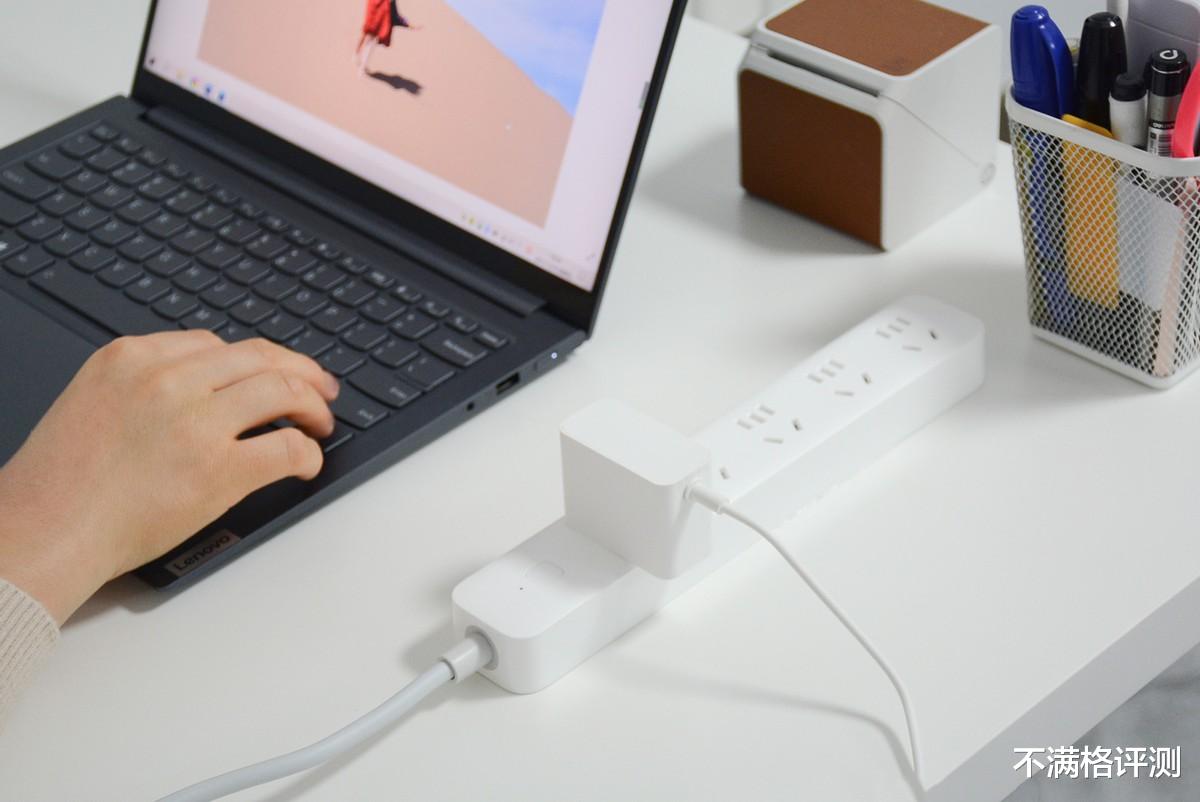 |亲身经历过办公室着火，才懂得它的重要，小米5孔智能插线板评测