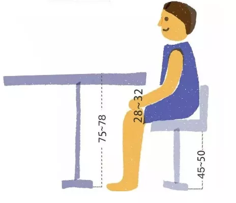 买深色家具才显“家大业大”？我仿佛住在地下室！