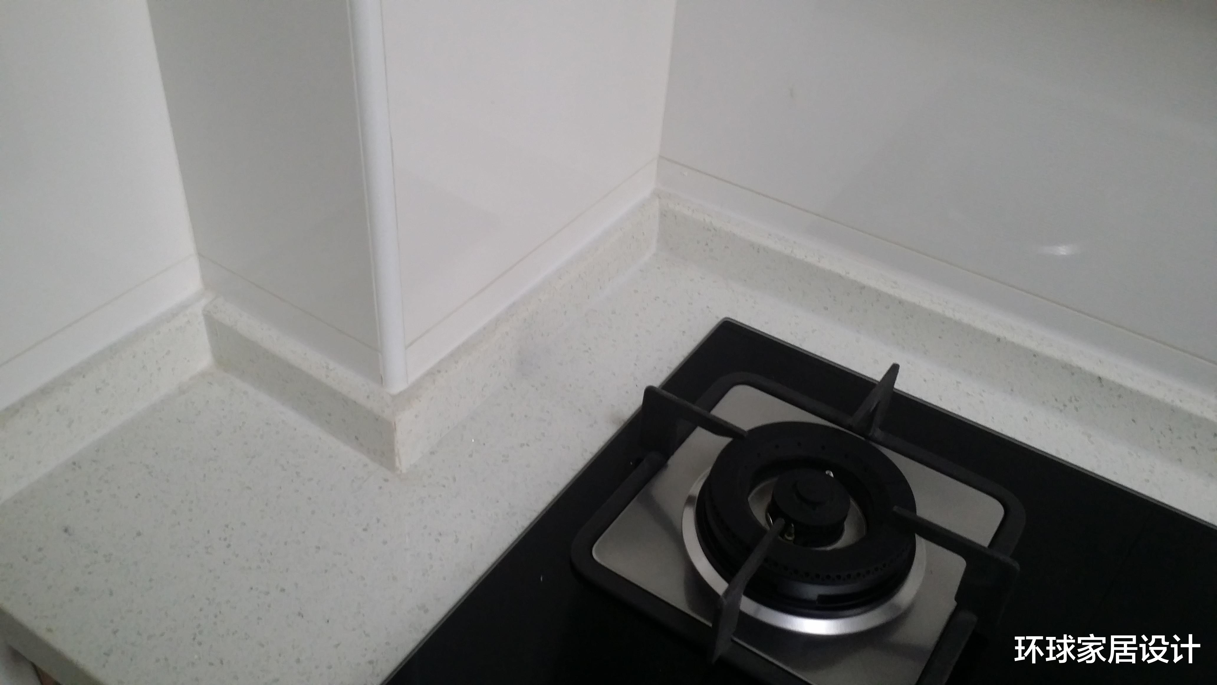 |装修时顺手在厨房里做了6件小事,入住一年后,厨房还跟新的一样