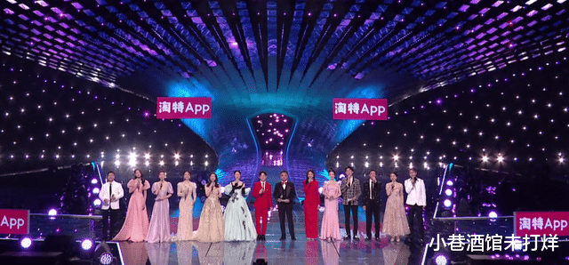 跨年晚会|跨年晚会槽点大赏：假唱、跑调、主持人接不住词、黑白诡异画面出现…