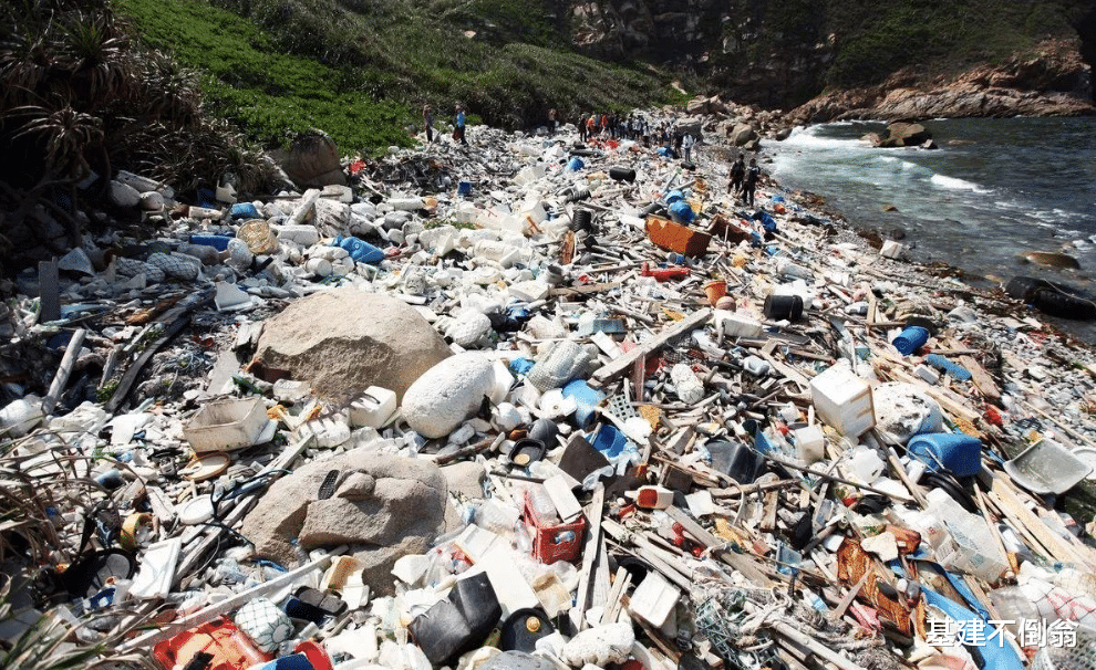 基建不倒翁 中国清退49万吨洋垃圾，美国制造的垃圾，让它从哪里来回哪里去