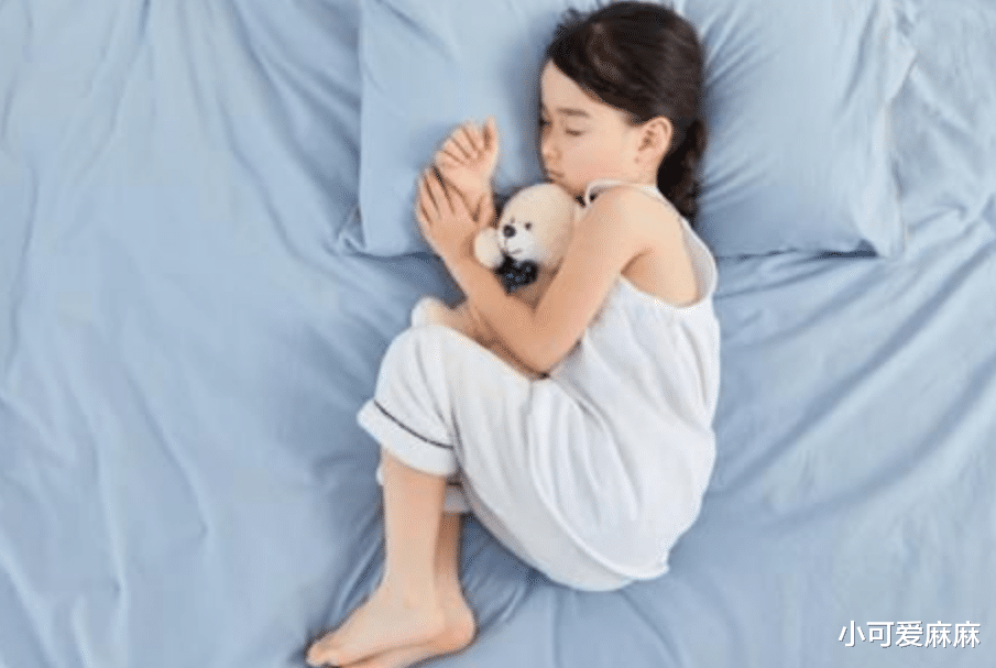 小可爱麻麻|睡姿能判断出孩子的性格！若你家娃是最后一种，家长就要重视了