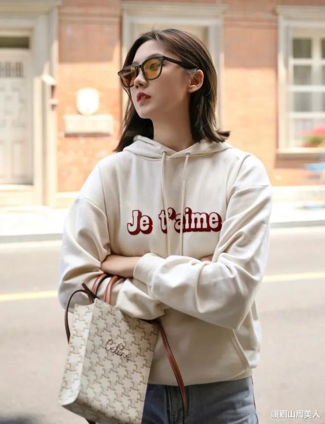 峨眉山周美人|2021秋季最新“流行趋势”来了!跟着潮人这样搭,早穿早美