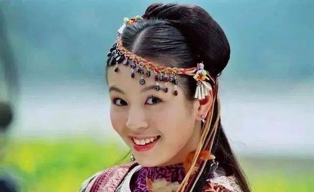 刘品言|仙剑一大火，被初恋逼退圈，怀孕被弃……她遇人不淑放飞自我了？