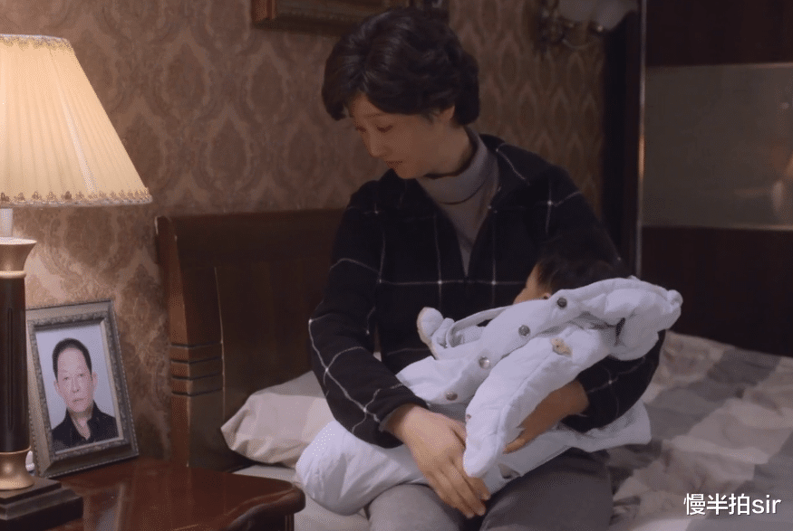 慢半拍sir|“老婆，AA制暂停，你辞职去医院伺候我妈”女人怒怼：凭什么？