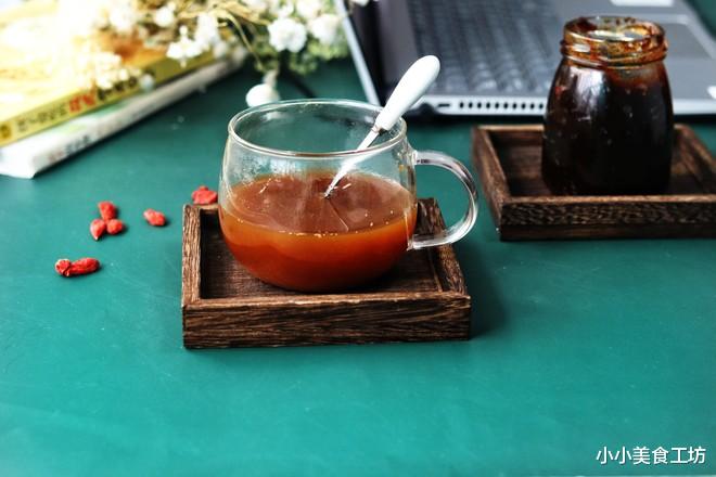 教师|冬天,多给家人吃此膏,胜过“暖宝宝”,驱寒补气血,手脚不冰凉