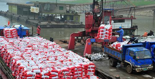 装记 中国拿下世界大港,每年收益150亿,新加坡:这下挣不到中国钱了