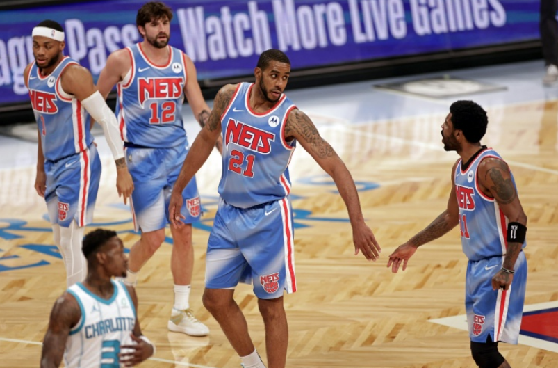 篮网队|疯狂NBA，3笔签约官宣！全明星宣布辅佐KD，篮网将组8巨头，阿德即将加入