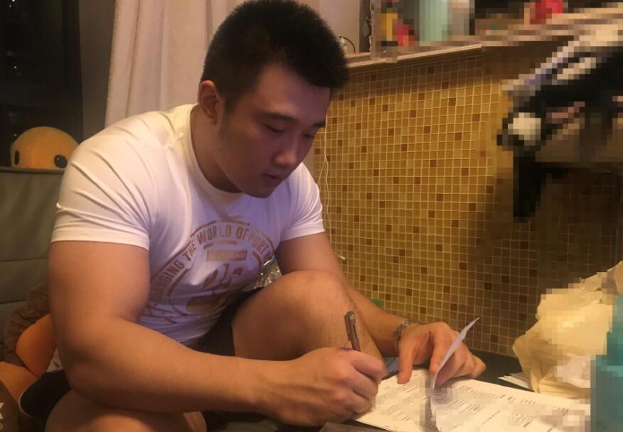 lpl|Uzi、小伞之后，又一位元老选手想复出？已准备卖魔兽世界账号回归