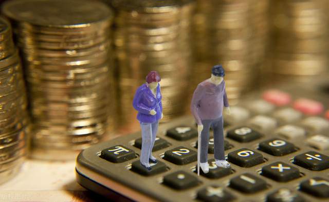 社保 如果不交社保，而是每个月存1000元，30年后够用老吗？