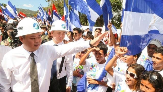 王靖 6年准备发射32颗卫星，3300亿挖运河，2000亿企业也退市了？