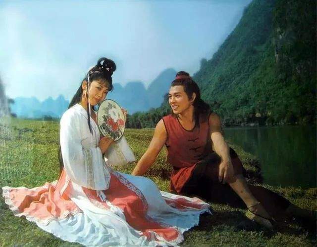 张子枫|同父不同命！李连杰大女儿无法走出父母离婚阴影，33岁仍未婚