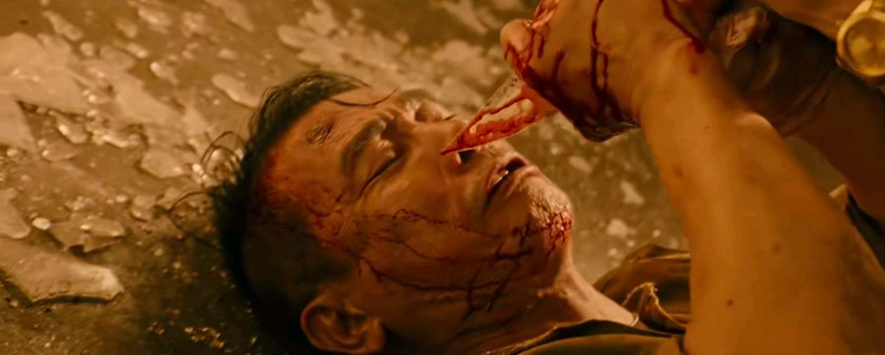 韩国电影|抄袭韩国电影，卖着老旧情怀，陈小春的这部网大，差评如潮！