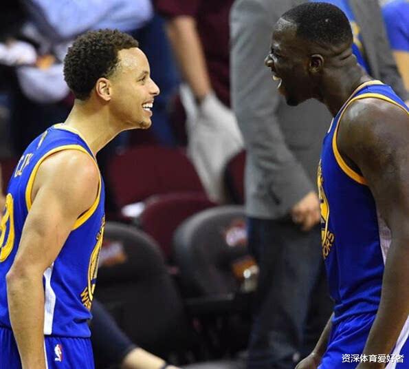 斯蒂芬·庫里|作為小球時代開創(chuàng)者，為何庫里無法被視為超巨？格林的回答一針見血