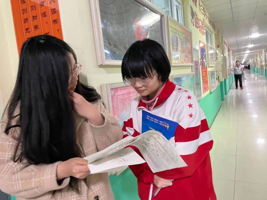 圈衡水 学生追梦 老师保驾护航