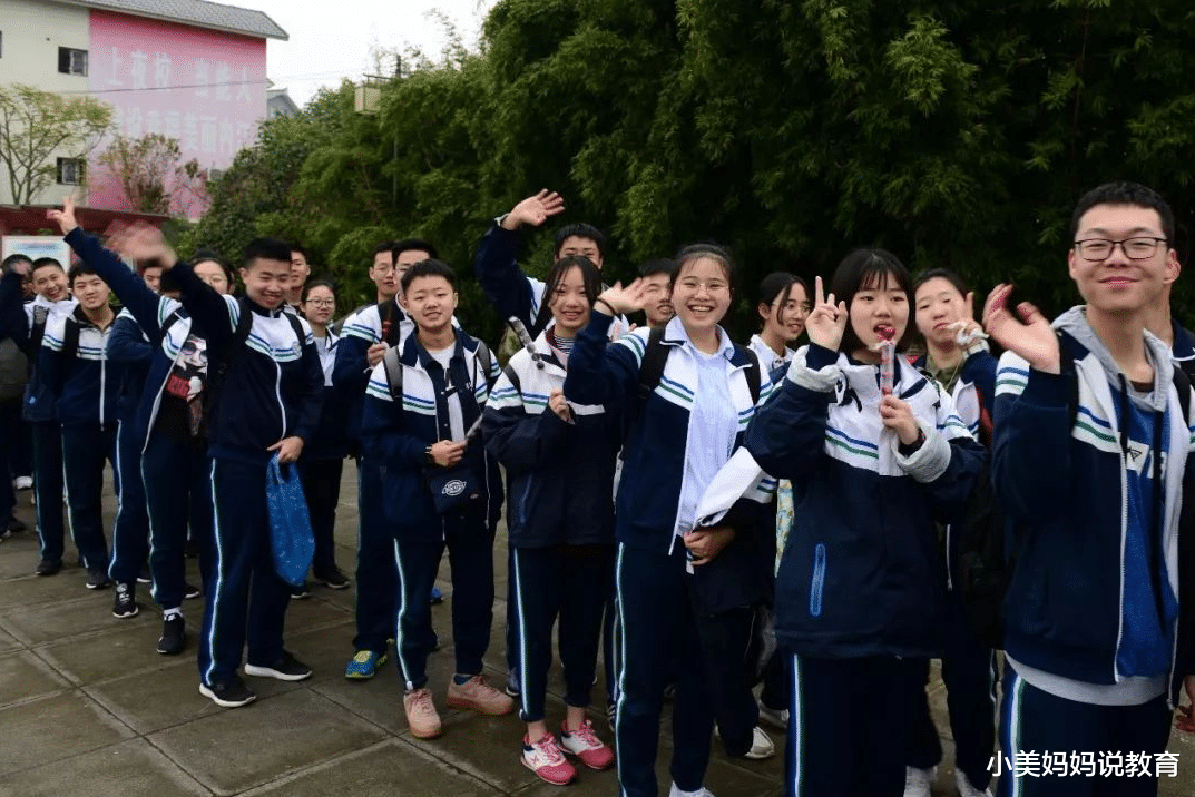 小美妈妈说教育|补课班倒下后，中考科目也将有“新变化”，学生要有心理准备