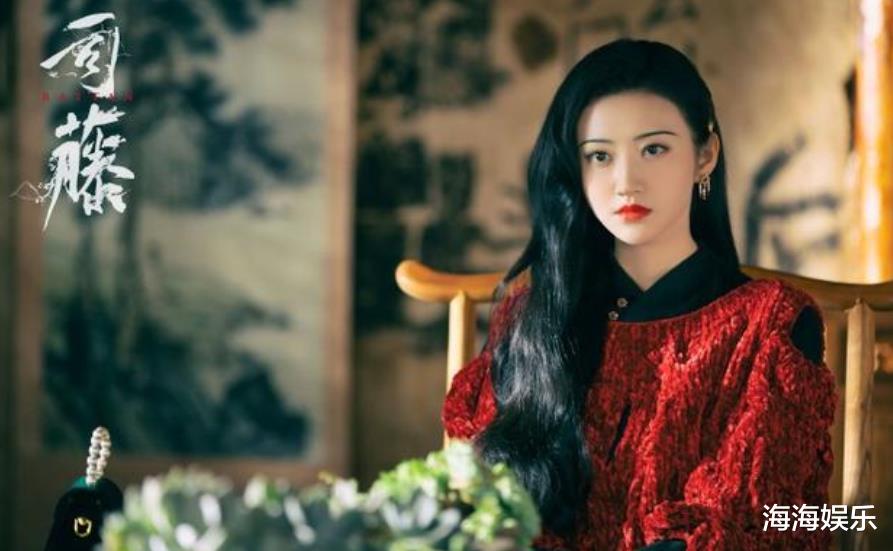 景甜|景甜又一新剧即将来袭，搭档男主颜值不输张彬彬，光看剧照就想追