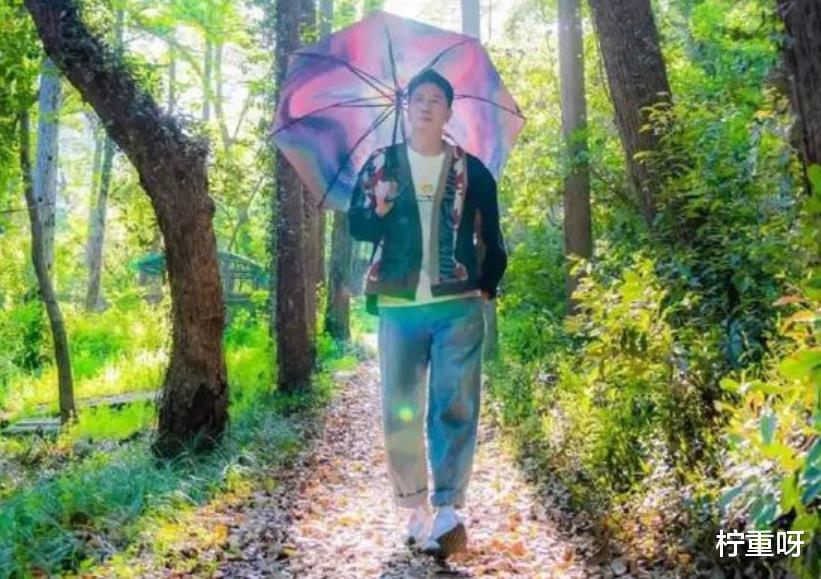 柠重呀|林生斌回应与现任小乐感情线，曝小乐已退同学群，删同学联系方式