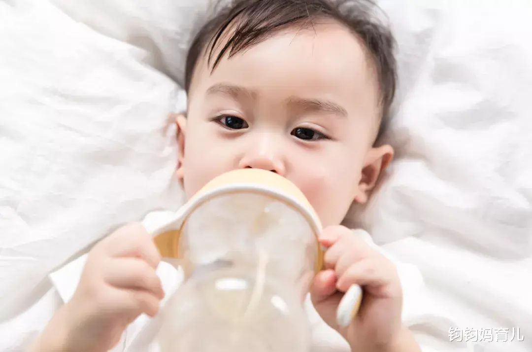 钧钧妈育儿|孩子便秘怎么办，宝妈们快试试这两个方法！