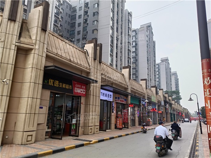 龙岗|实探南宁龙岗西：14个楼盘实景+道路建设，颠覆你的想象！