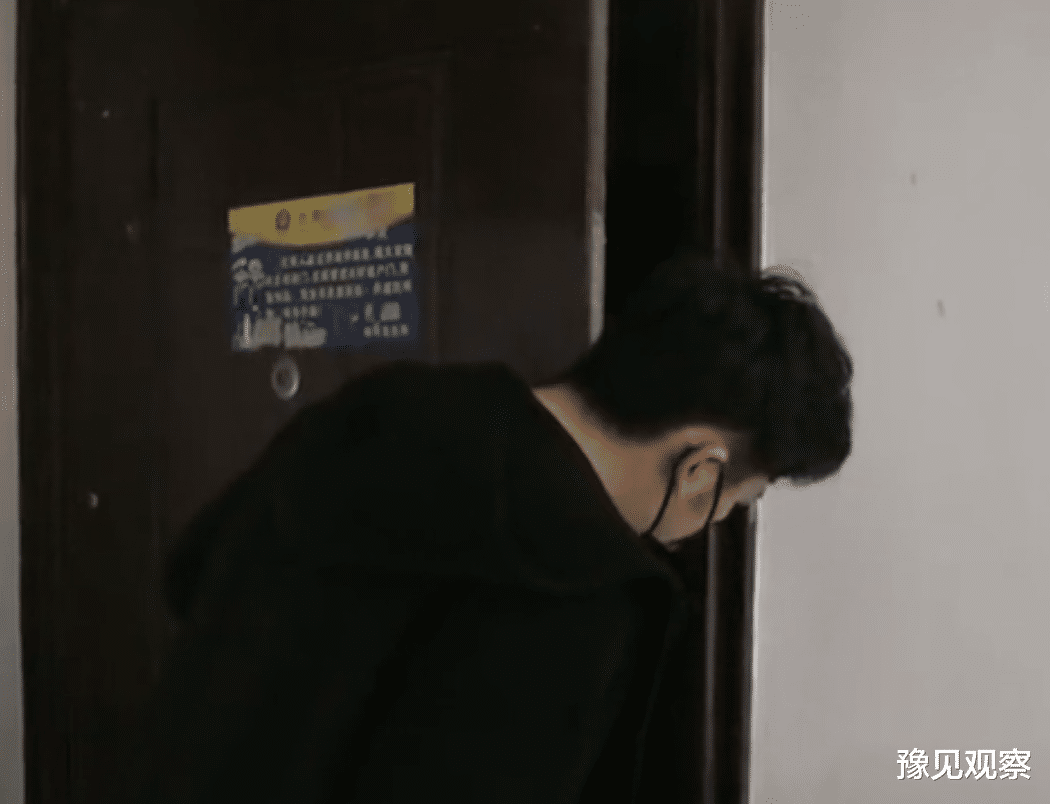 豫见观察 房东先斩后奏闯进屋,女租客房间变灵堂,女子报警以示警告遭无视