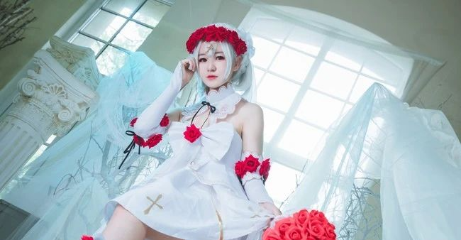 崩坏3|cos：崩坏3-丽塔蔷薇誓言和德丽莎花裳月纱