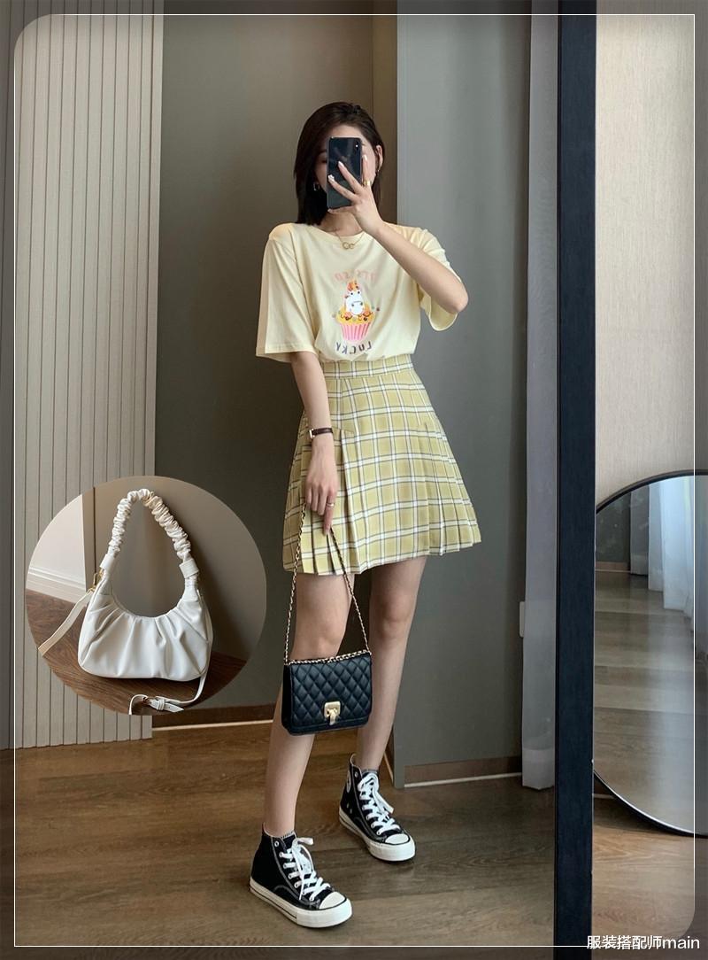 服装搭配师main|给我这两款百褶半身裙，能还你一周穿搭不重样