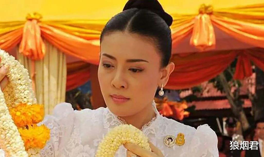 西拉米|真正的甄嬛回来了！西拉米凭海报强势回归，苏提达紧张“应战”