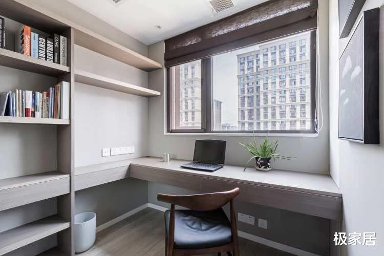 深色系为主的家居空间,整洁又沉稳,充满质感更能彰显品位