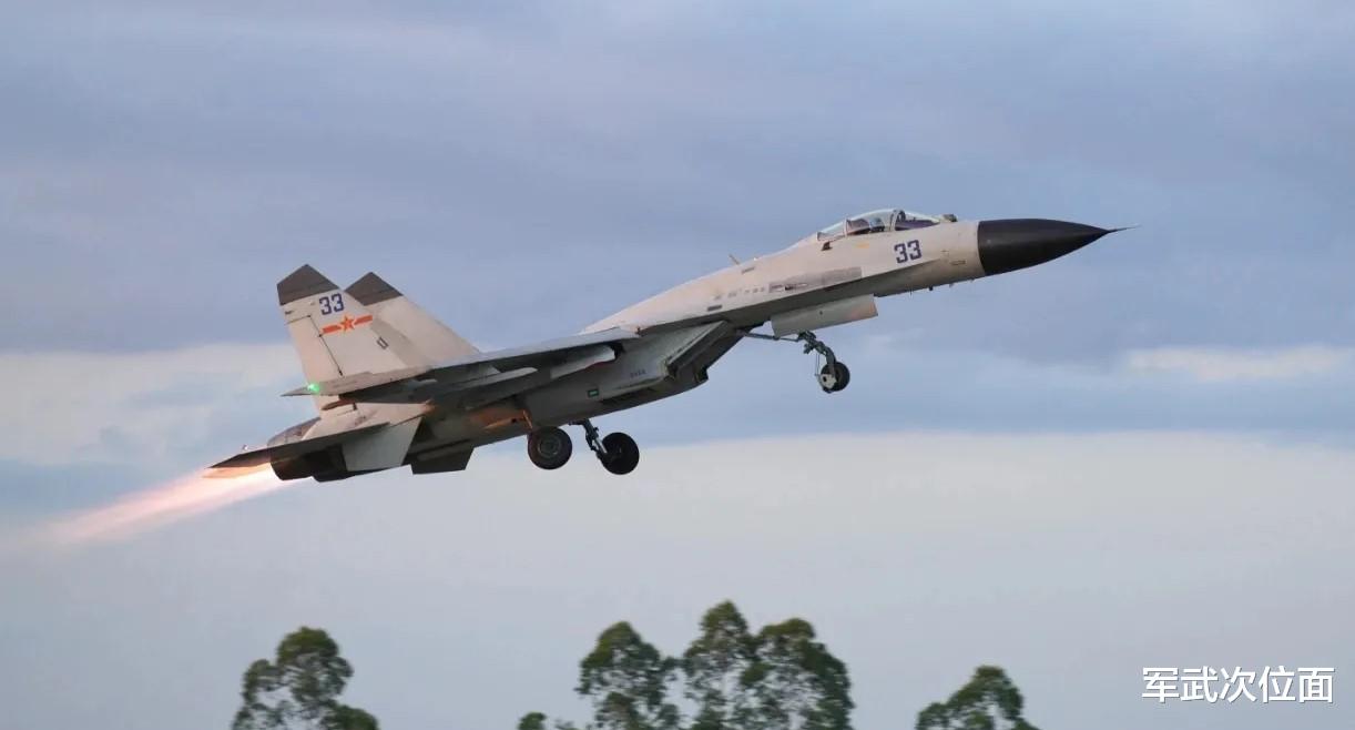 俄军|应对周边威胁，隐身舰载机的滞后，成为国产航母当前的尴尬